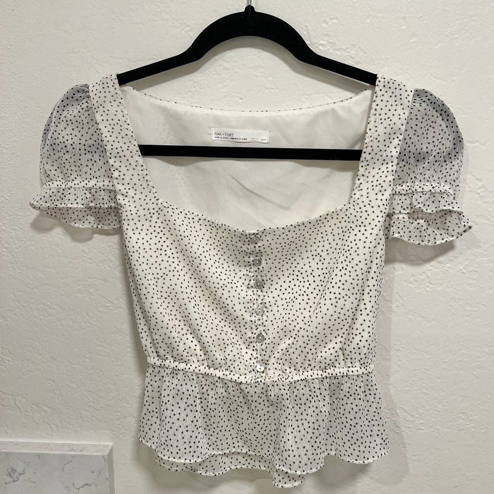 OAK + FORT Ruffled Polka Dot Top (NEVER WORN)